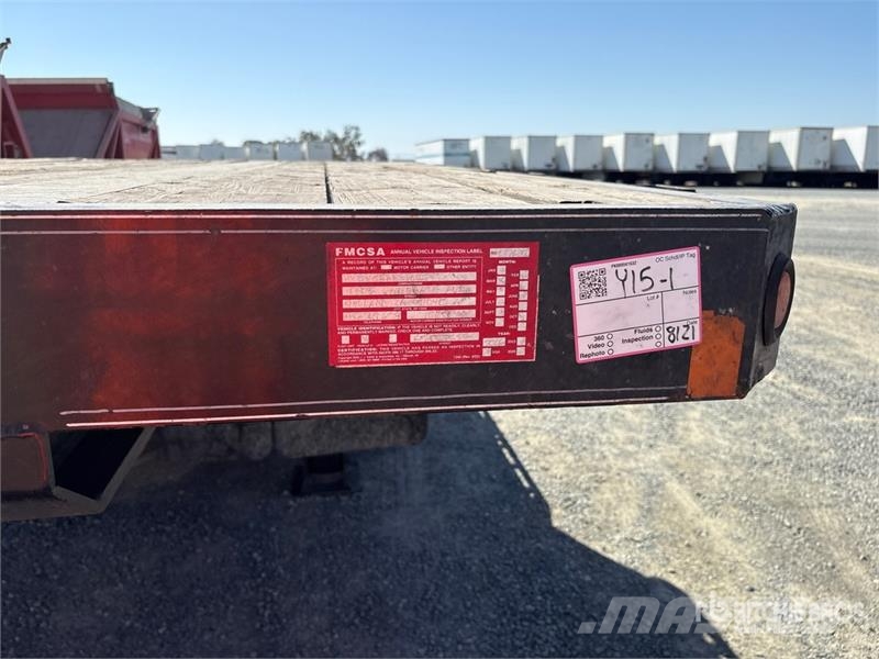 Double A Trailers 52 ft Tri/A Step Deck Trailer لوادر منخفضة