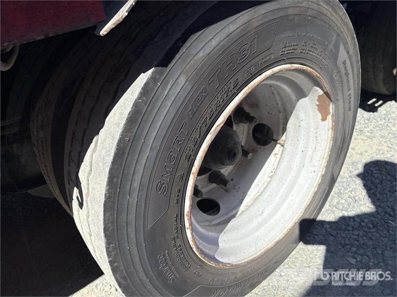 Double A Trailers 52 ft Tri/A Step Deck Trailer لوادر منخفضة