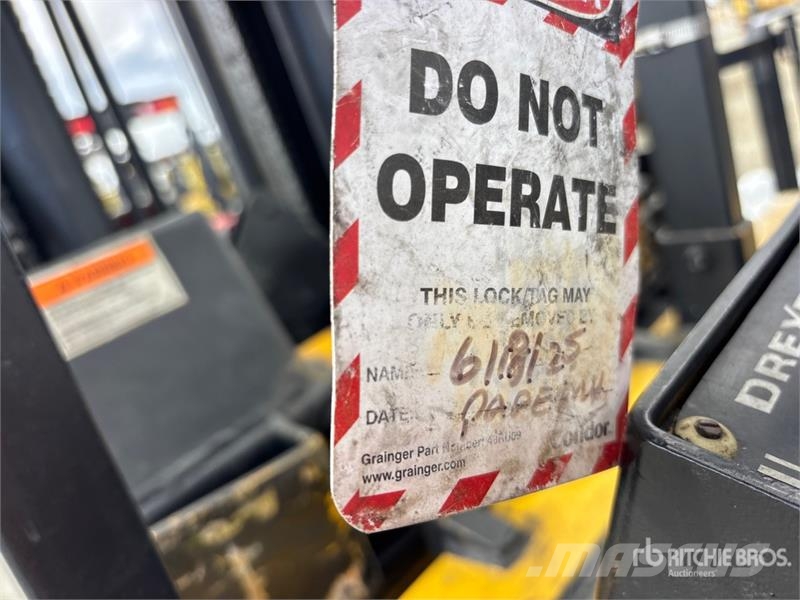 Drexel SL433-ESS 4000 lb Electric Forklift Električni viličari