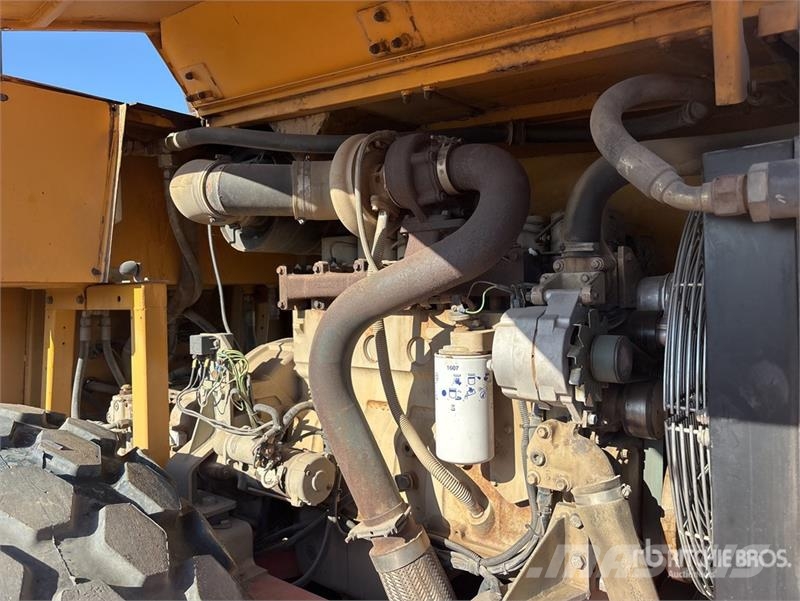 Dynapac CA251-D Smooth Drum Compactor (Inoperable) Ühe trumliga rullid