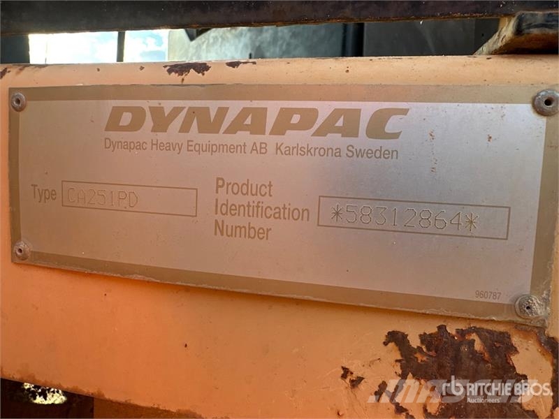 Dynapac CA251PD Padfoot Drum Compactor Tek tamburlu silindirler