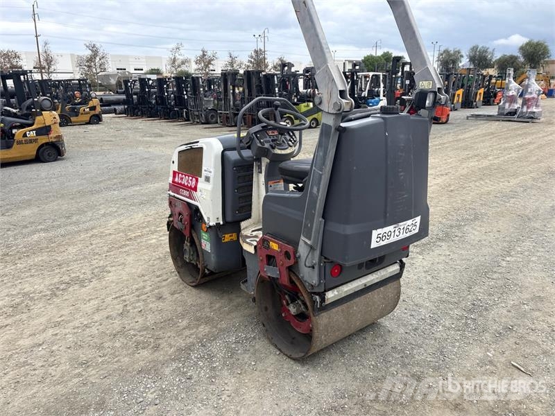 Dynapac CC 800D Double Drum Roller Двойни барабанни ролки
