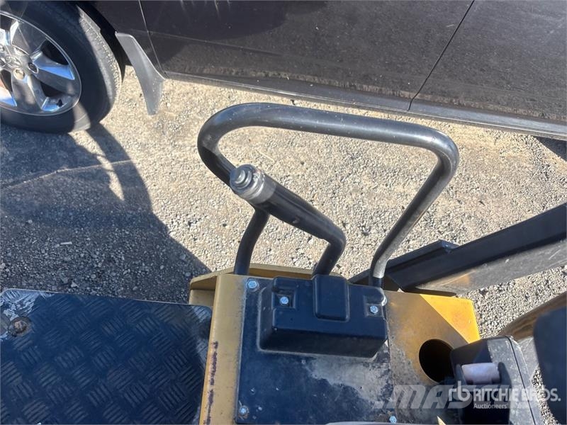 Dynapac CC102 Double Drum Roller Tvilling tromle