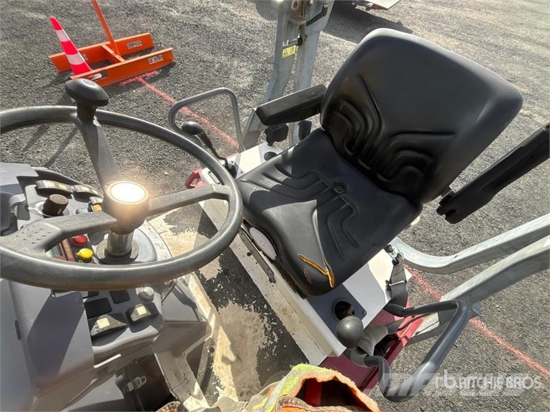 Dynapac CC1300 Double Drum Roller Dvojni valjarji