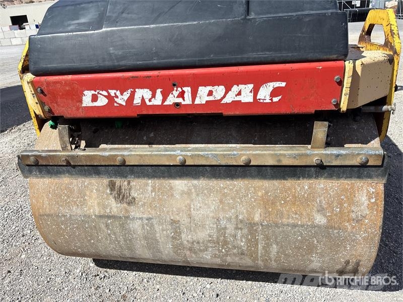 Dynapac CC142 Dvojni valjarji