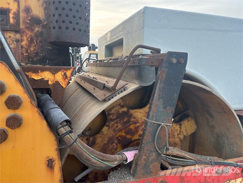 Dynapac CC501A Double Drum Roller Divvalču grunts veltņi