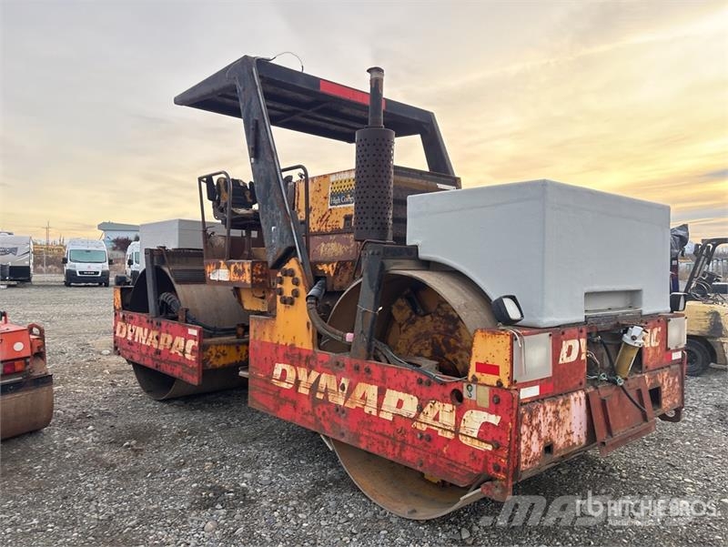 Dynapac CC501A Double Drum Roller Divvalču grunts veltņi