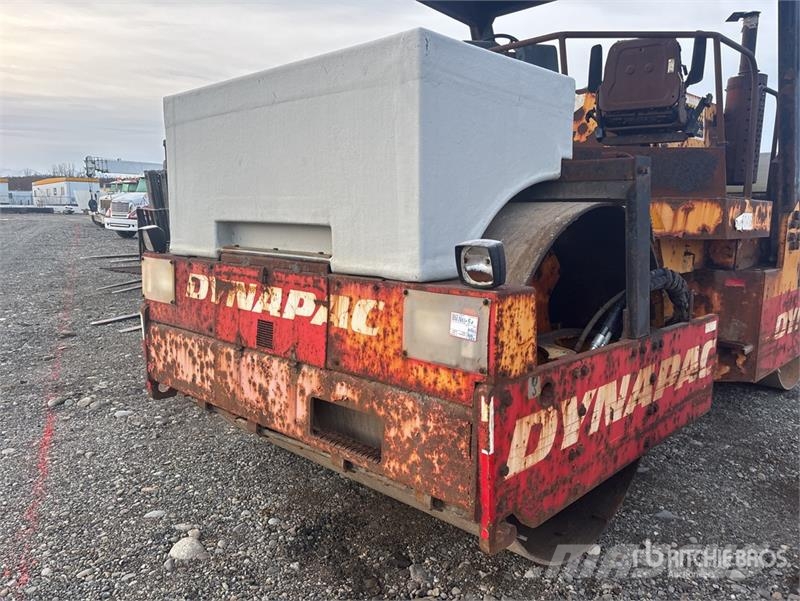 Dynapac CC501A Double Drum Roller Divvalču grunts veltņi