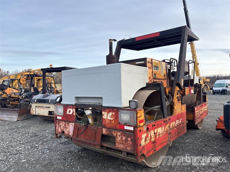 Dynapac CC501A Double Drum Roller Divvalču grunts veltņi
