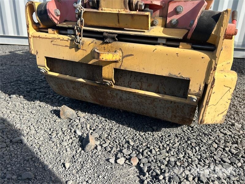 Dynapac LP750H Walk Behind Roller Citi veltņi