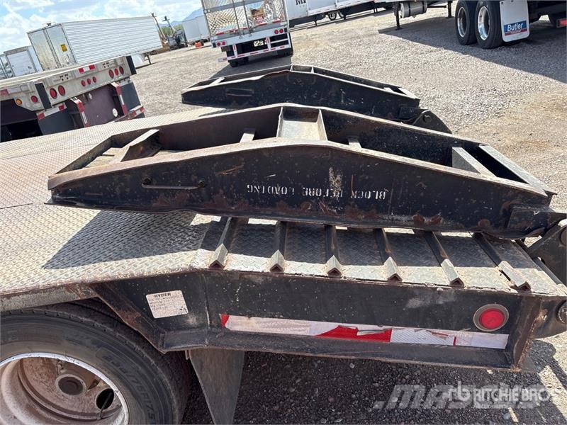 Dynaweld 45 ft T/A Step Deck Trailer Zemie treileri