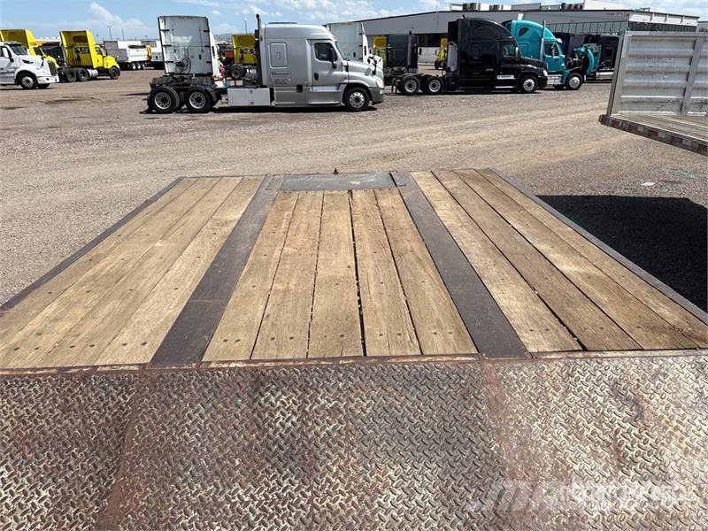 Dynaweld 45 ft T/A Step Deck Trailer Zemie treileri
