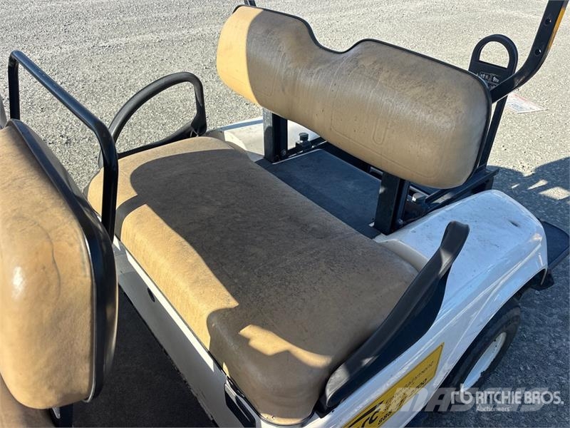 E-Z-GO TXT Golf Cart (Inoperable) ゴルフカート