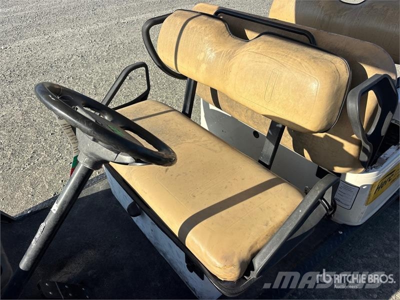 E-Z-GO TXT Golf Cart (Inoperable) ゴルフカート