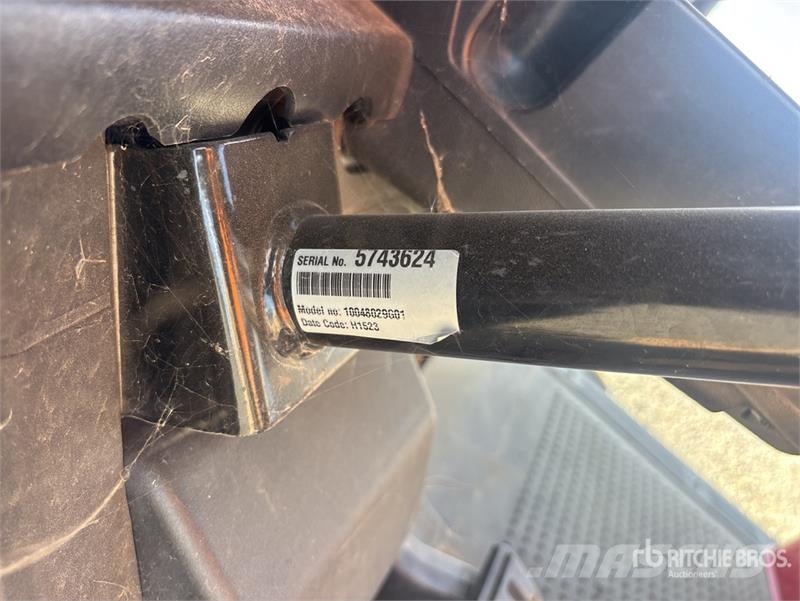 E-Z-GO Valor Electric Golf Cart Kola za golf