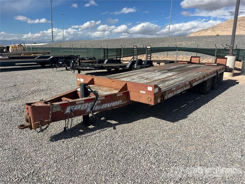 Eager Beaver 10HDBPT 25 ft T/A Equipment Trailer Remolques para transporte de vehículos