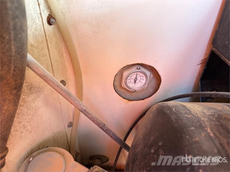 Eagle Industry X980 T/A Fuel Trailer Tank prikolice