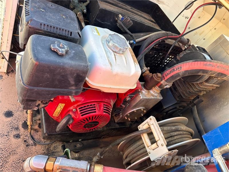 Eagle Industry X980 T/A Fuel Trailer Tank prikolice
