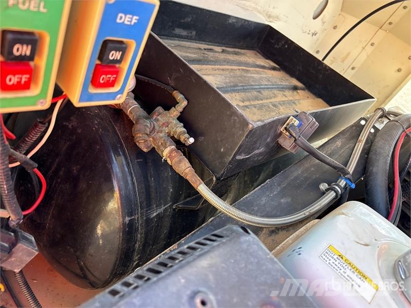 Eagle Industry X980 T/A Fuel Trailer Tank prikolice