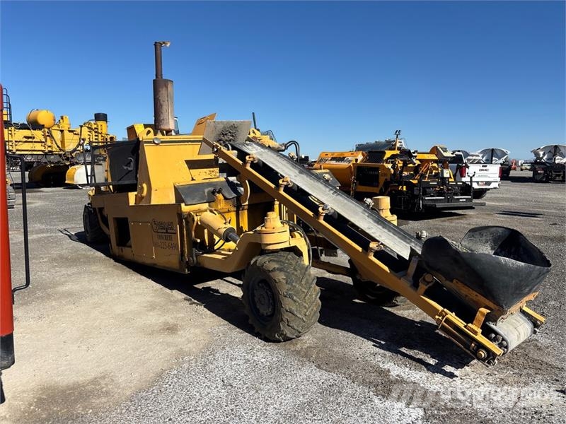 Easi-Pour TP880SV Curb and Gutter Machine Accesorii pentru utilaje beton