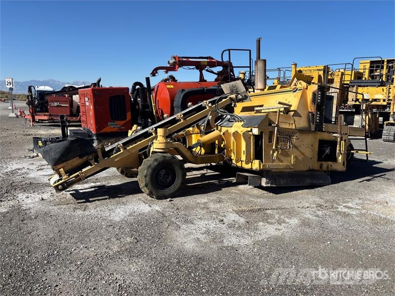 Easi-Pour TP880SV Curb and Gutter Machine Accesorii pentru utilaje beton