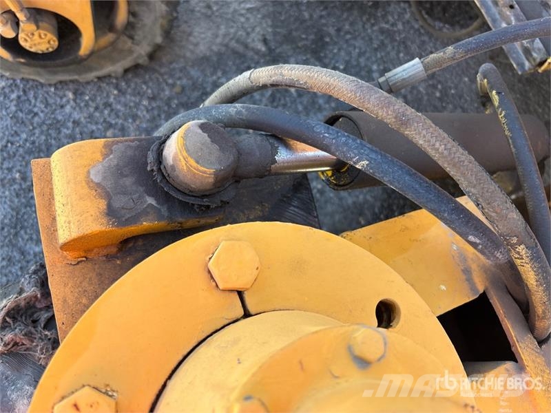 Easi-Pour TP880SV Curb and Gutter Machine Accesorii pentru utilaje beton