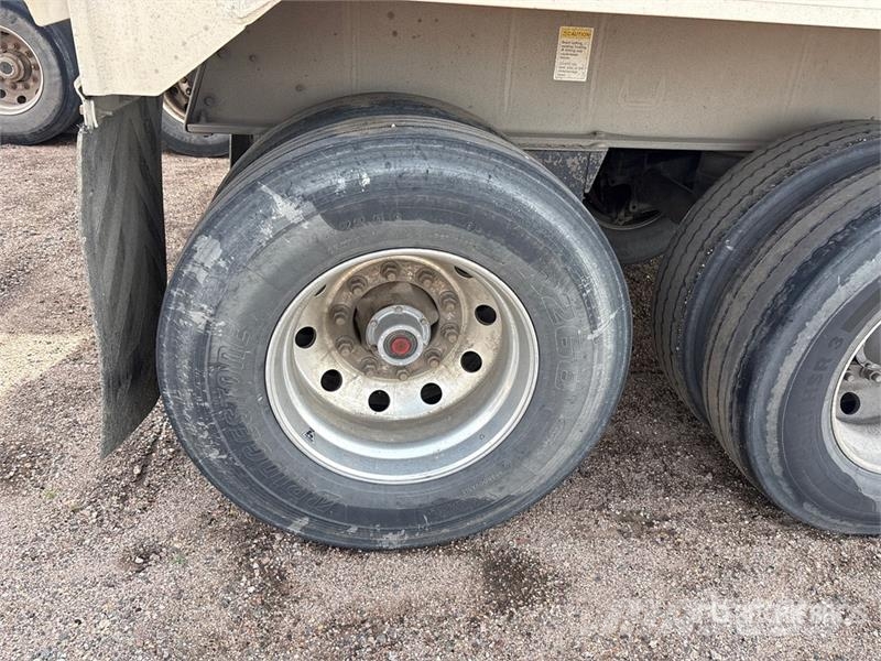 East 35 ft T/A Frameless End Dump Trailer Vyklápacie prívesy
