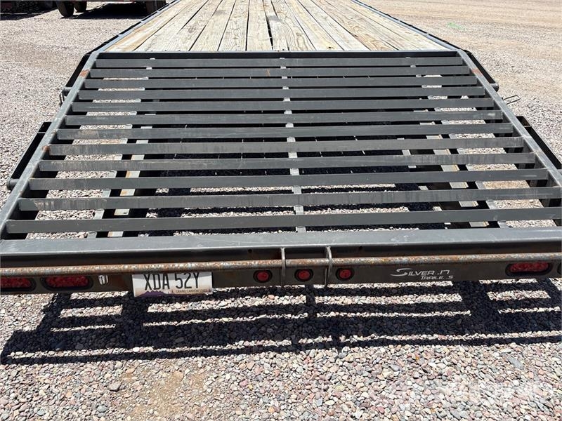 East Mfg Texas Trailers 40 ft T/A Gooseneck Equipment Trail Autotreilerid