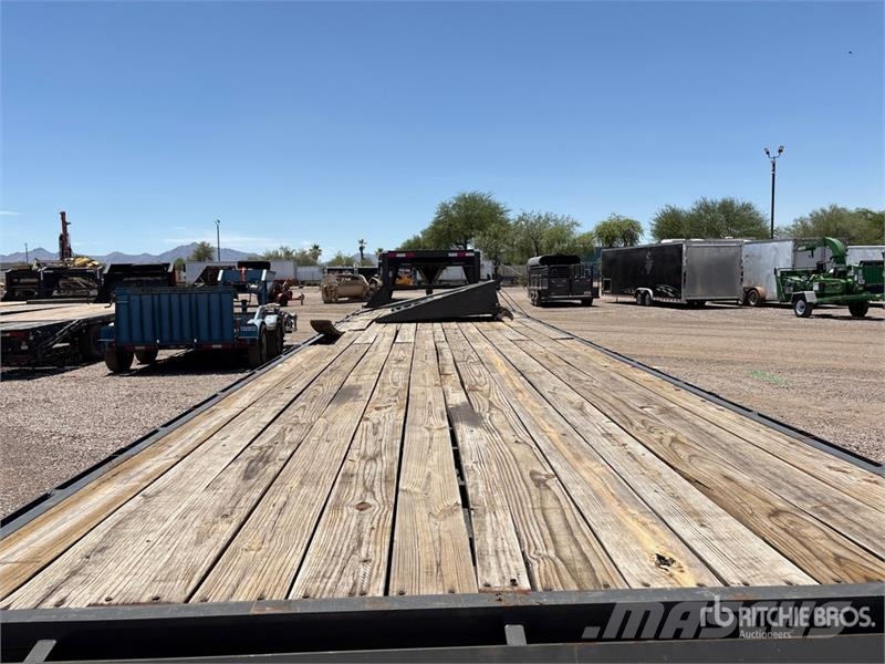 East Mfg Texas Trailers 40 ft T/A Gooseneck Equipment Trail Autotreilerid