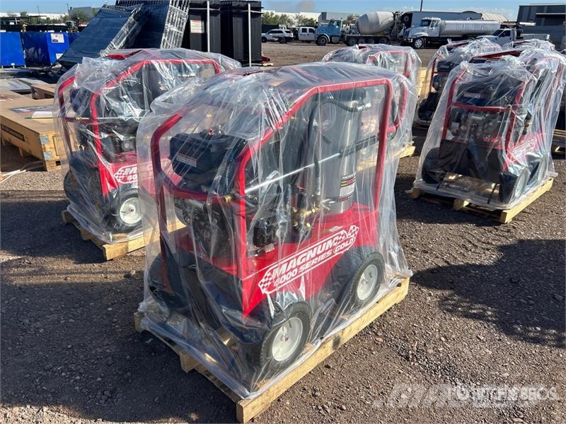 Easy-Kleen Magnum Gold Pressure Washer (Unused) Low pressure cleaner
