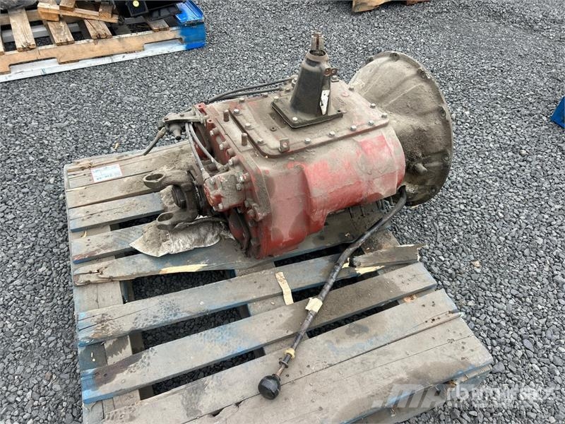 Eaton Transmission ギアボックス