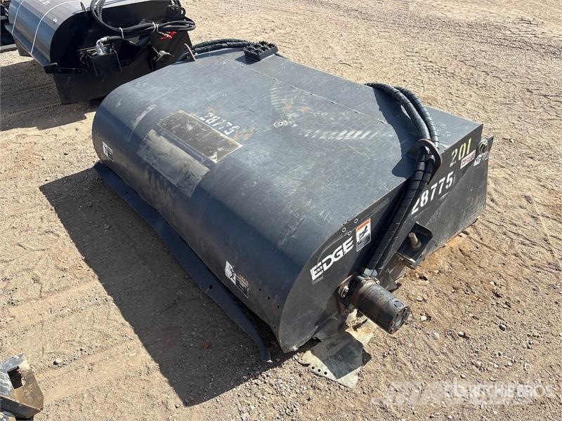Edge 503578 74 in Skid Steer Broom Spazzole