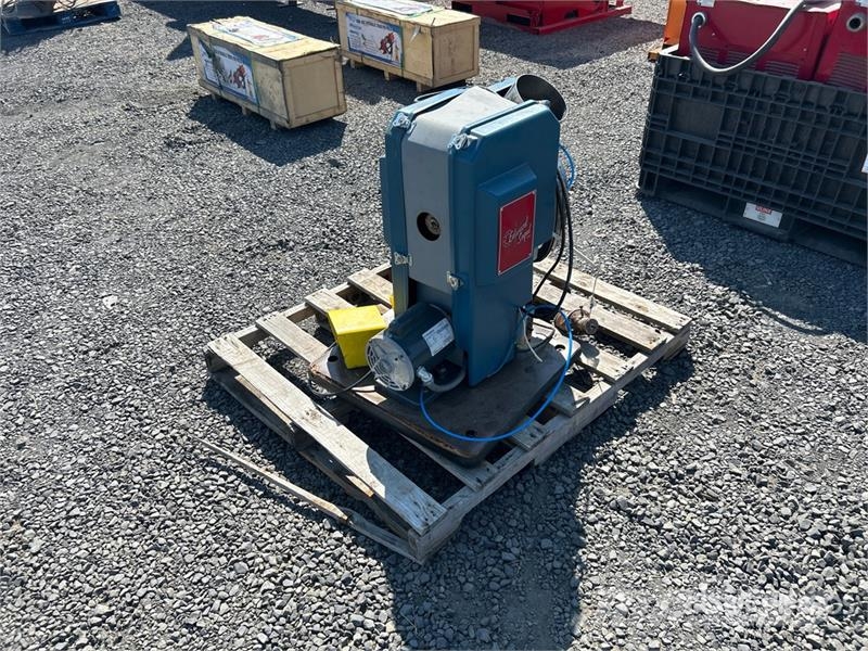  Edward Segal Electric Grommet Machine معدات البناء - غير ذلك
