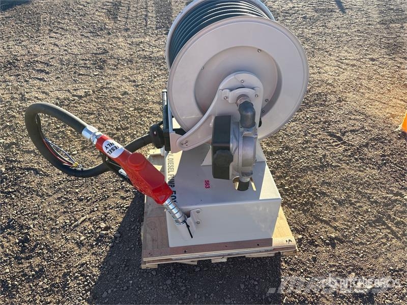 Electric 50 ft Diesel Fuel Hose Reel (Unused) Outros componentes