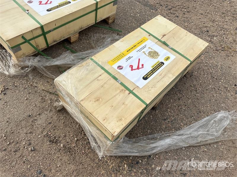 EMC LB9200 Quantity of (5) Ratchet Binders & Quantity Other components
