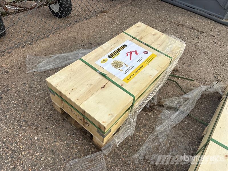EMC LB9200 Quantity of (5) Ratchet Binders & Quantity Other components