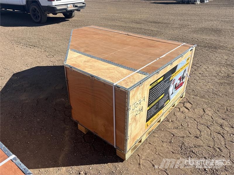 EMC TTC26 Heavy-Duty Truck Tire Changer Diger
