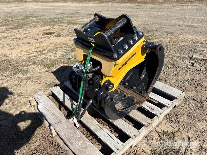 Engcon SG06-0649 20 in Q/C Hydraulic Excavator Grapple - Greifer