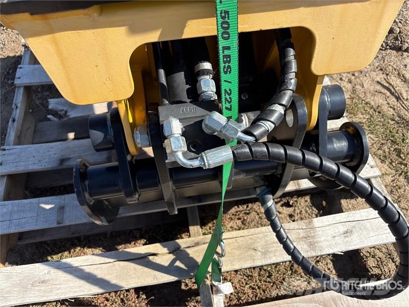 Engcon SG06-0649 20 in Q/C Hydraulic Excavator Grapple - Greifer
