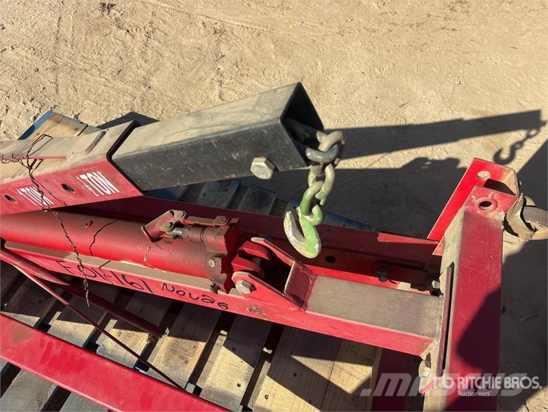  Engine Hoist معدات البناء - غير ذلك