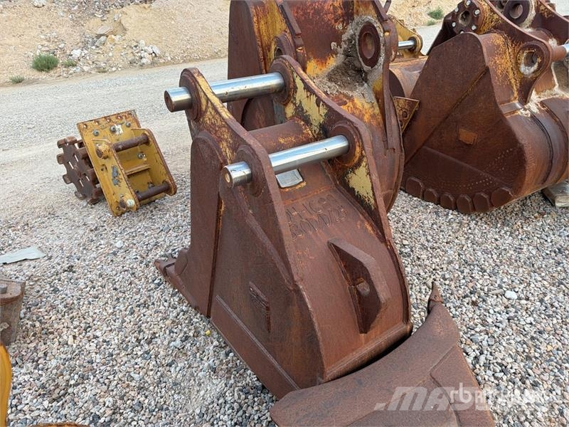 Entek 24 in 1.15 cyd Digging Excavator Bucket - Fits Cat Žlice