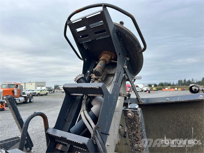 Epoke SH4400 Hydraulic Salt Spreader Smilšu un sāls kaisītāji