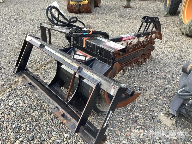 Erskine T250 6 in Skid Steer Trencher Grabenfräse