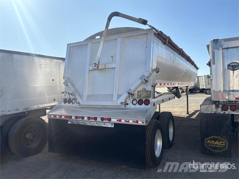 EverLite 39 ft T/A End Dump Trailer Самоскиди
