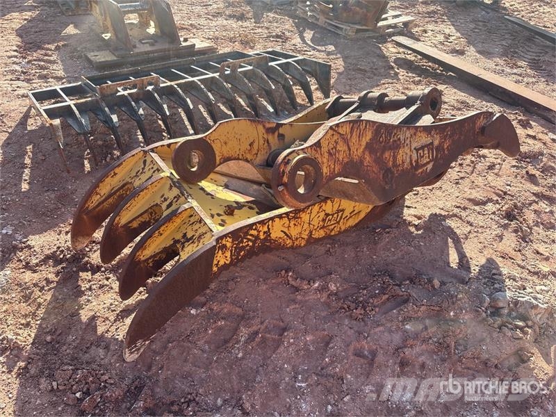  Excavator Thumb 挖斗