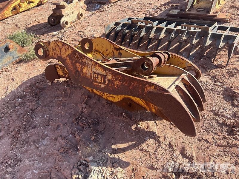  Excavator Thumb 挖斗