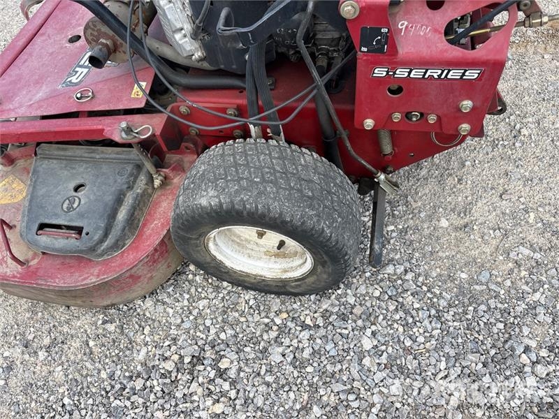 Exmark Lawn Mower (Inoperable) Riding mowers