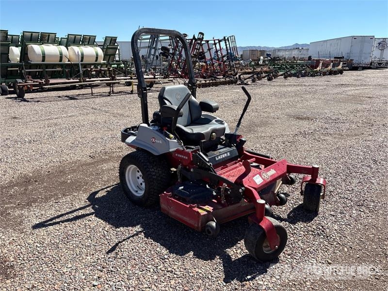 Exmark Lazer Z ركوب الحشائش