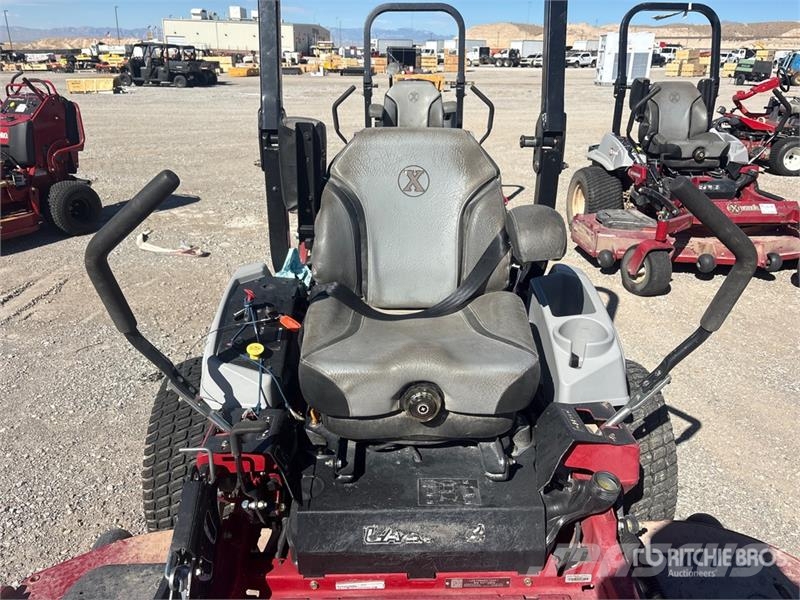 Exmark Lazer Z Mauriņa traktors