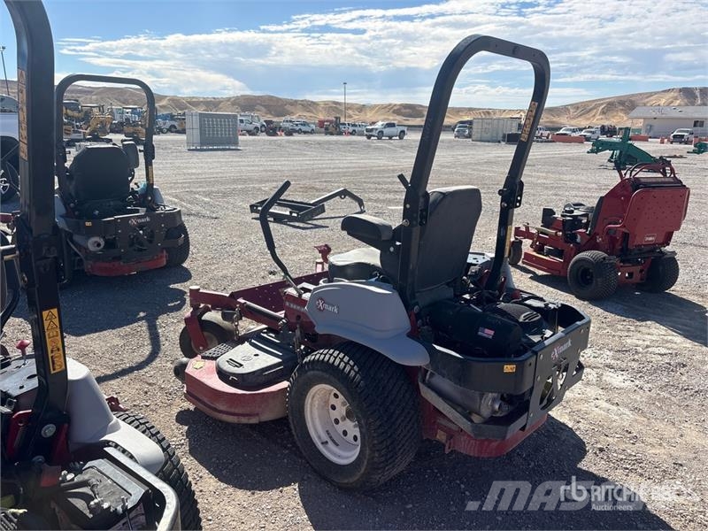 Exmark Lazer Z Mauriņa traktors